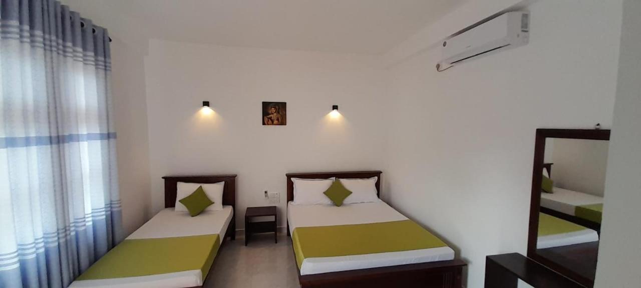 Lake Edge Resort Anuradhapura Eksteriør billede