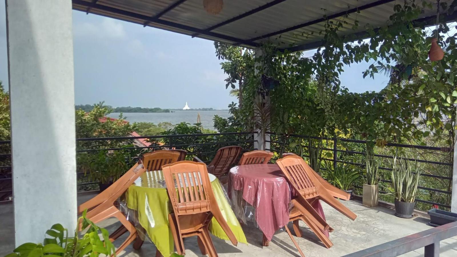 Lake Edge Resort Anuradhapura Eksteriør billede